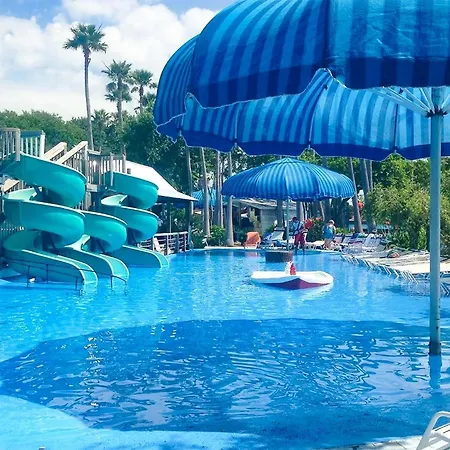 Palms Resort